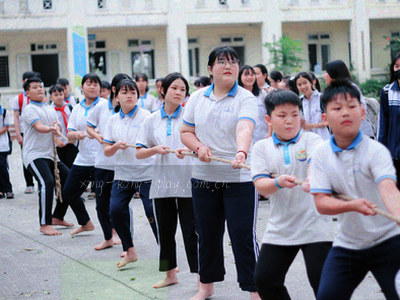 英超联赛标志性球场抽象风格